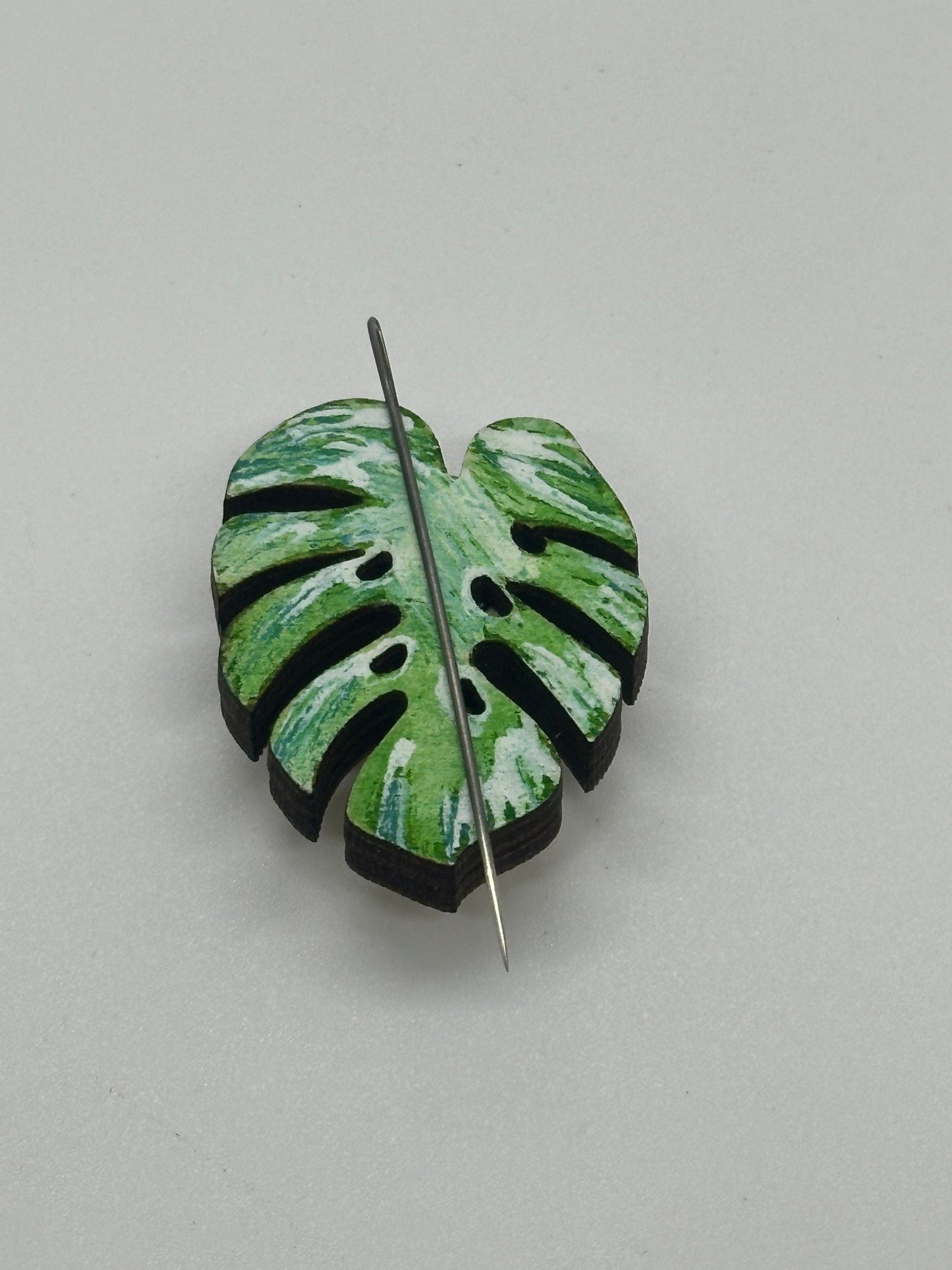 Monstera Leaf Needle Minder - Embroidery | Cross Stitch | Needlepoint | Sewing - Obscurious Creations